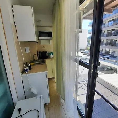 Alfa Apartament شقة *